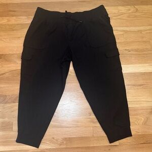 Mondetta Black Cargo Joggers 2X High Rise Stretch Ankle Length